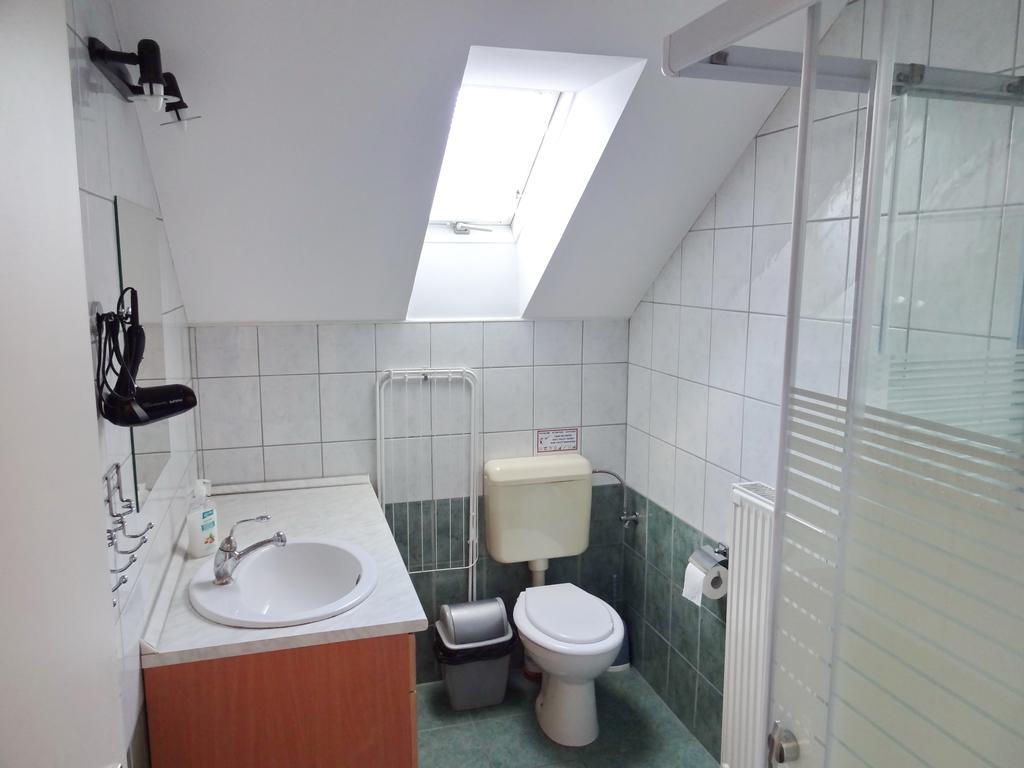 Albizia Apartments Balatonfüred Eksteriør billede
