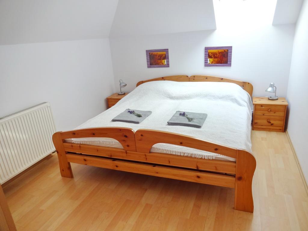 Albizia Apartments Balatonfüred Eksteriør billede