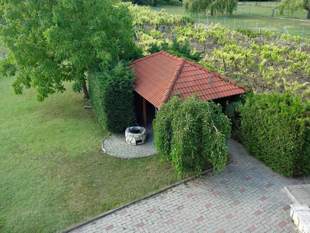 Albizia Apartments Balatonfüred Eksteriør billede